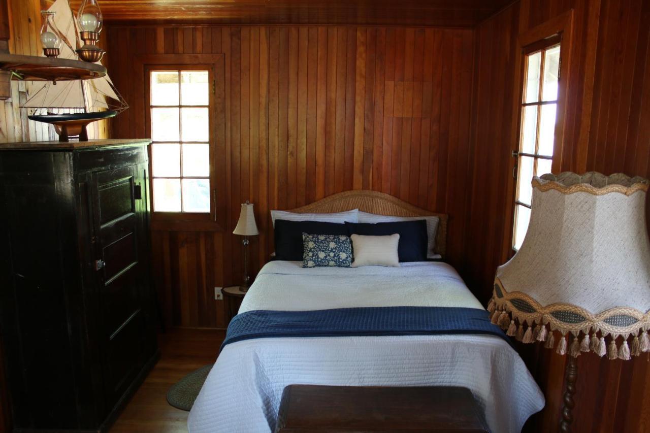 Aaron'S On The Lake Matlock Exterior photo